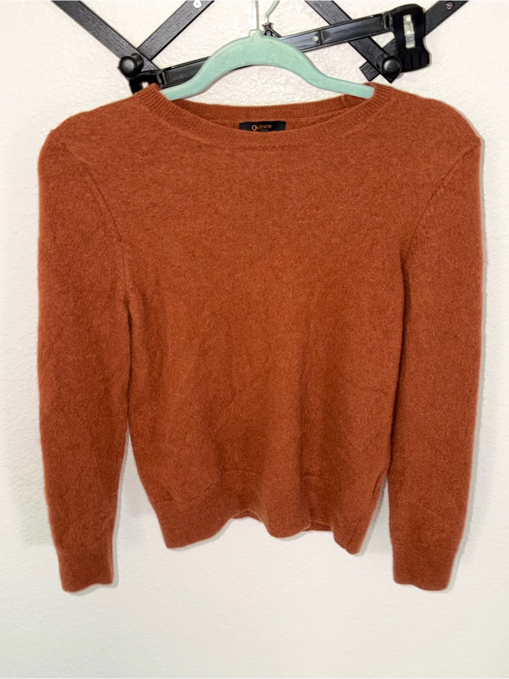 Quince 100% Cashmere Crewneck Sweater Rust Brown Long Sleeve Pullover Medium - Picture 2 of 5